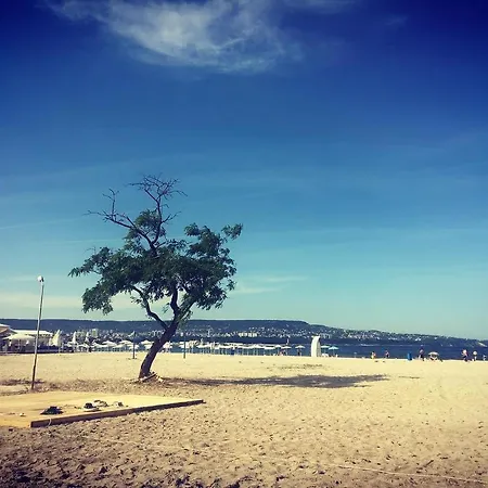 아파트 By The Waves Luxury *
