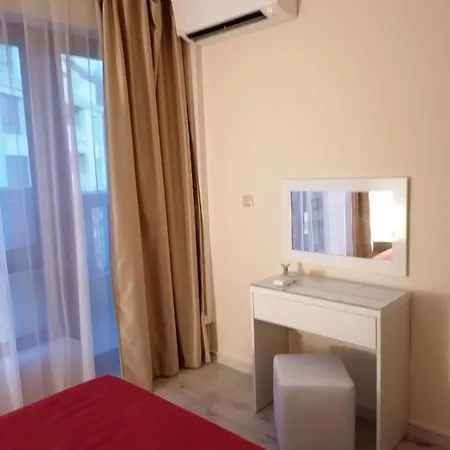 By The Waves Luxury Apartment *